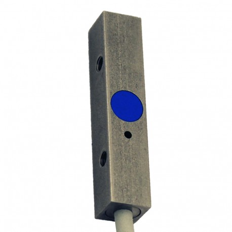 IL9/CP-3A MICRO DETECTORS Induktiver Sensor 8x8, Mitte-Erkennung, Schaltabstand 2mm, PNP-NC, 2m PUR-Kabel ax..